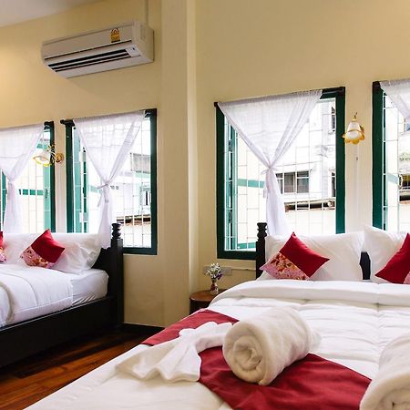 Srisomboon Hostel Trang Ngoại thất bức ảnh